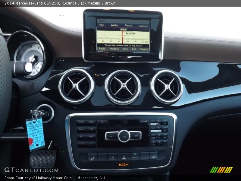 Cosmos Black Metallic / Brown 2014 Mercedes-Benz CLA 250