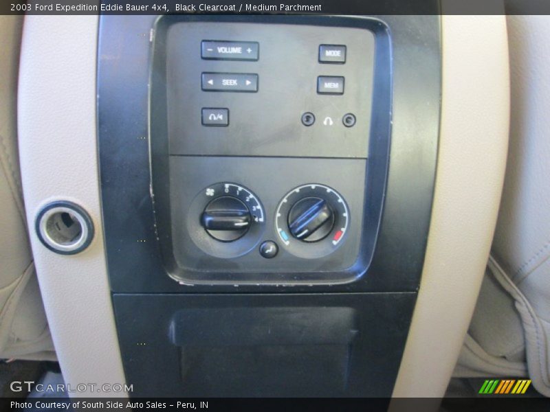 Black Clearcoat / Medium Parchment 2003 Ford Expedition Eddie Bauer 4x4