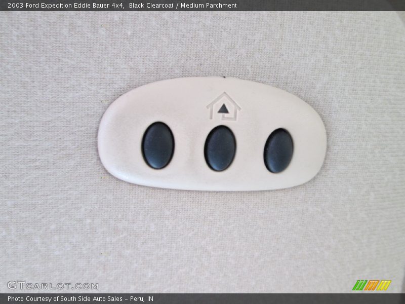 Black Clearcoat / Medium Parchment 2003 Ford Expedition Eddie Bauer 4x4