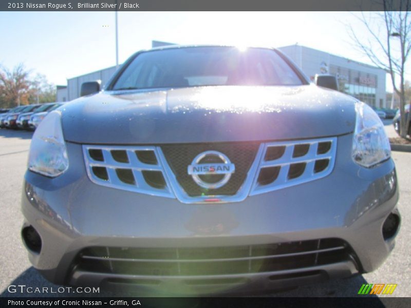 Brilliant Silver / Black 2013 Nissan Rogue S