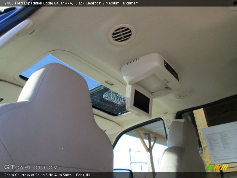 Black Clearcoat / Medium Parchment 2003 Ford Expedition Eddie Bauer 4x4