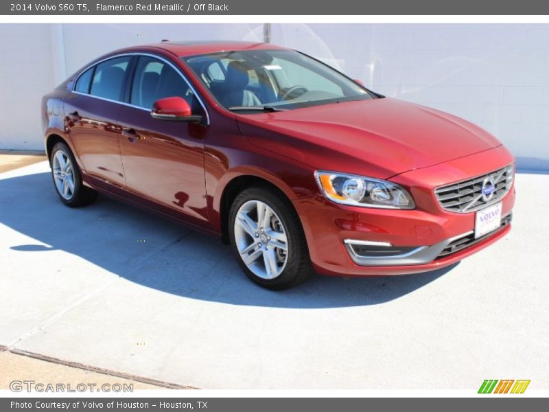 Flamenco Red Metallic / Off Black 2014 Volvo S60 T5