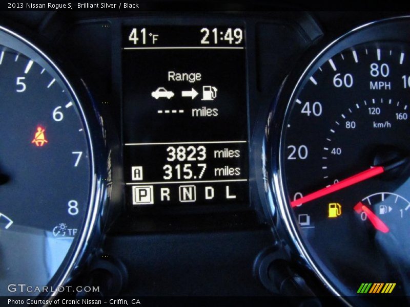 Brilliant Silver / Black 2013 Nissan Rogue S