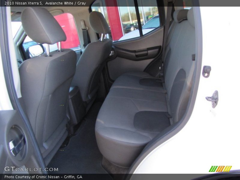 Avalanche White / Gray 2010 Nissan Xterra S
