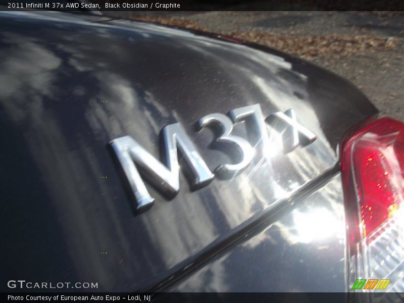 Black Obsidian / Graphite 2011 Infiniti M 37x AWD Sedan
