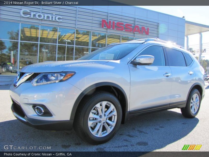 Brilliant Silver / Charcoal 2014 Nissan Rogue SV