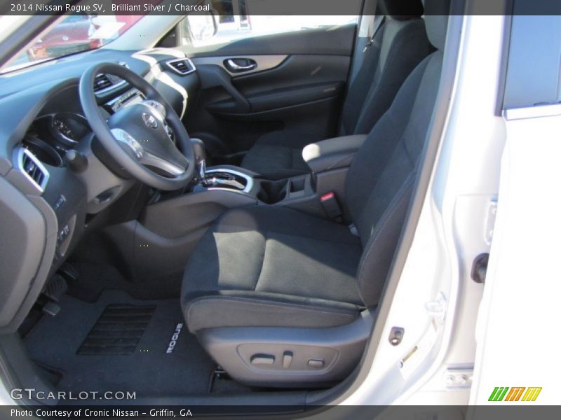 Brilliant Silver / Charcoal 2014 Nissan Rogue SV