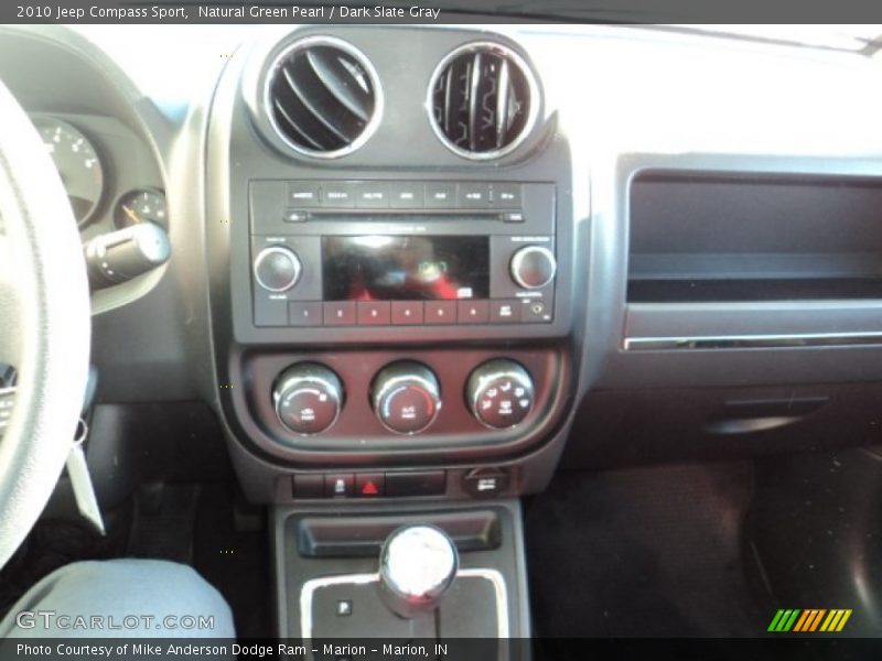 Natural Green Pearl / Dark Slate Gray 2010 Jeep Compass Sport