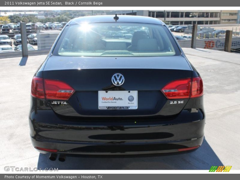 Black / Cornsilk Beige 2011 Volkswagen Jetta SE Sedan