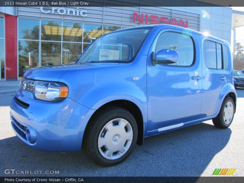 Bali Blue / Light Gray 2013 Nissan Cube 1.8 S