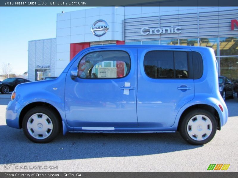 Bali Blue / Light Gray 2013 Nissan Cube 1.8 S