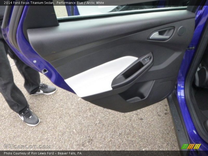 Performance Blue / Arctic White 2014 Ford Focus Titanium Sedan