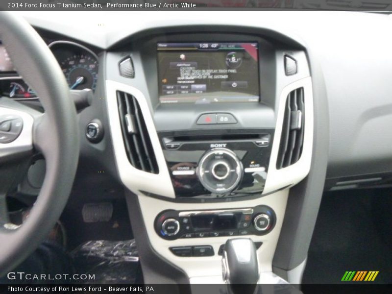 Performance Blue / Arctic White 2014 Ford Focus Titanium Sedan