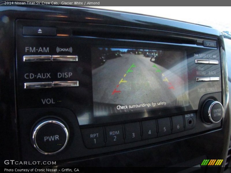 Glacier White / Almond 2014 Nissan Titan SV Crew Cab