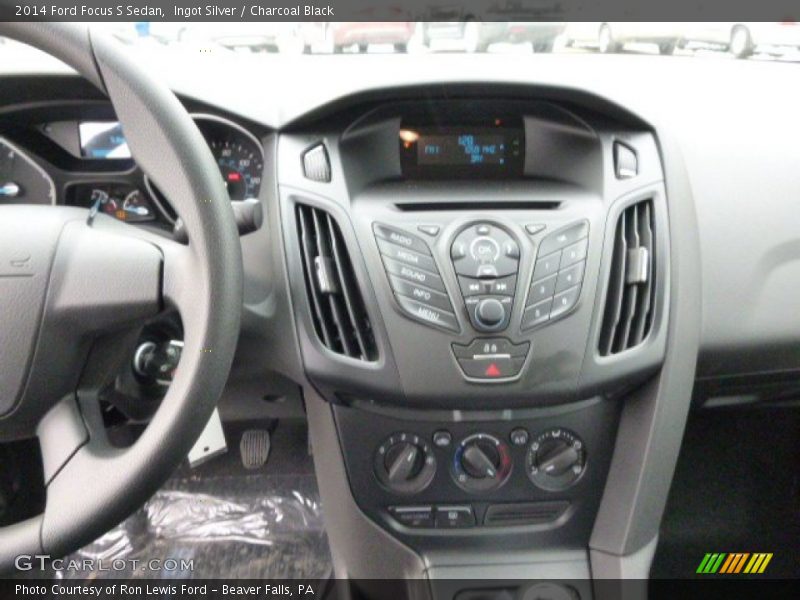 Ingot Silver / Charcoal Black 2014 Ford Focus S Sedan