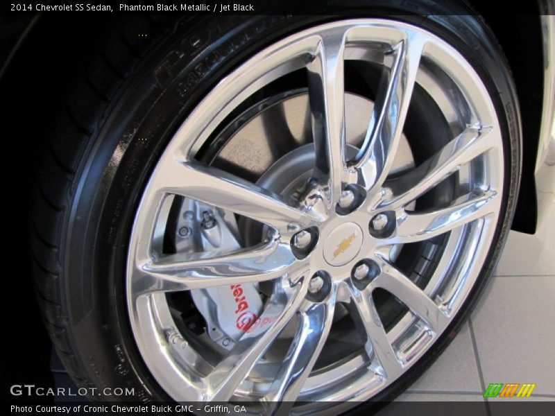  2014 SS Sedan Wheel