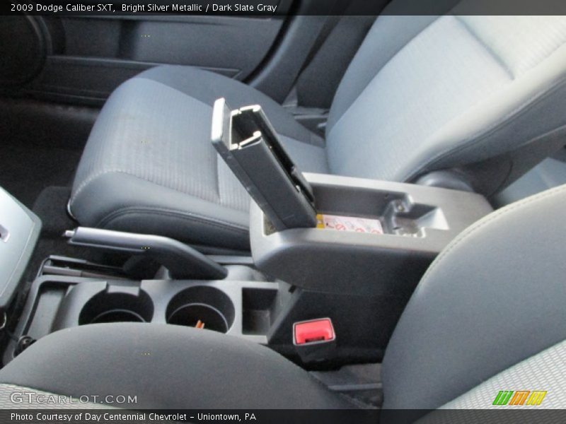Bright Silver Metallic / Dark Slate Gray 2009 Dodge Caliber SXT