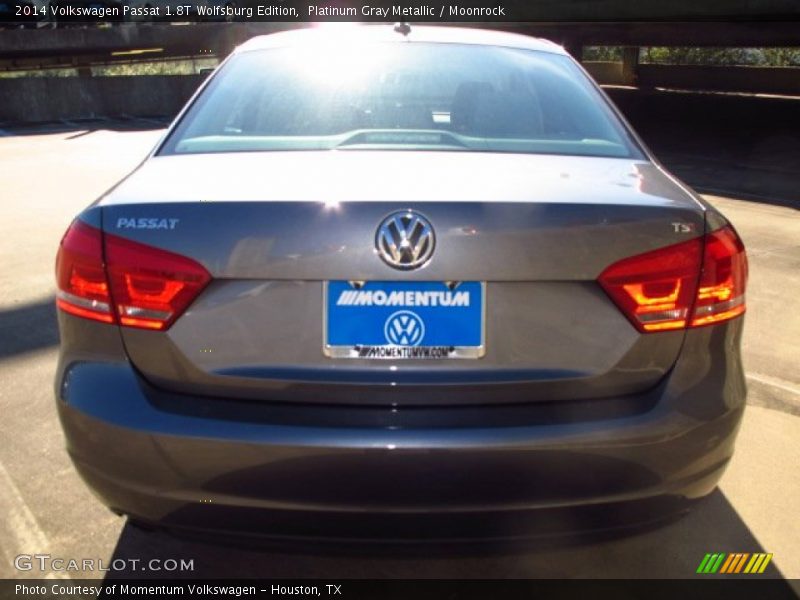 Platinum Gray Metallic / Moonrock 2014 Volkswagen Passat 1.8T Wolfsburg Edition