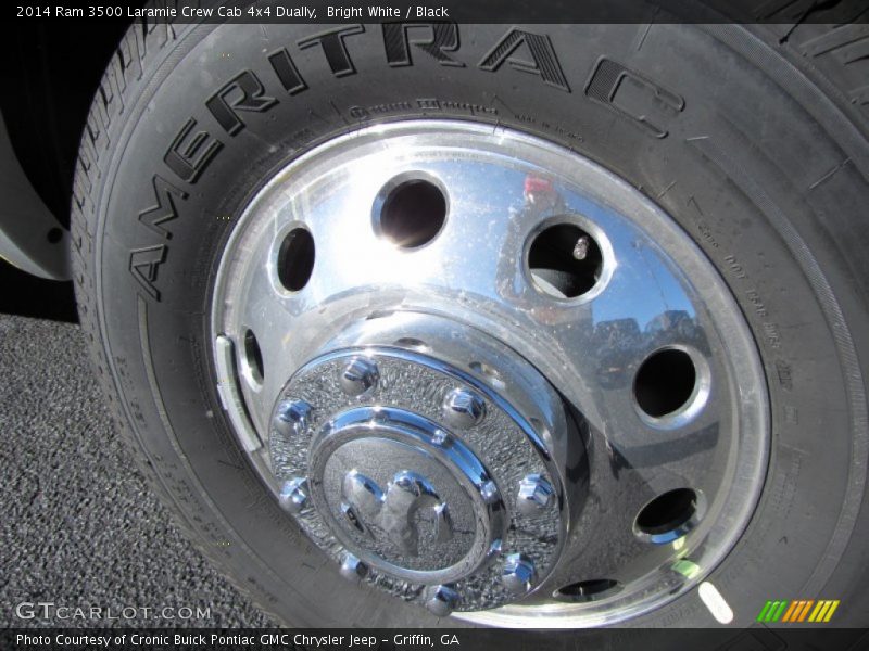 Bright White / Black 2014 Ram 3500 Laramie Crew Cab 4x4 Dually