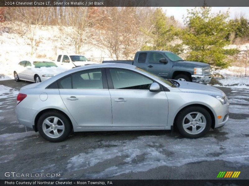 Silver Ice Metallic / Jet Black 2014 Chevrolet Cruze LT