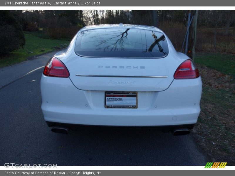 Carrara White / Luxor Beige 2011 Porsche Panamera 4