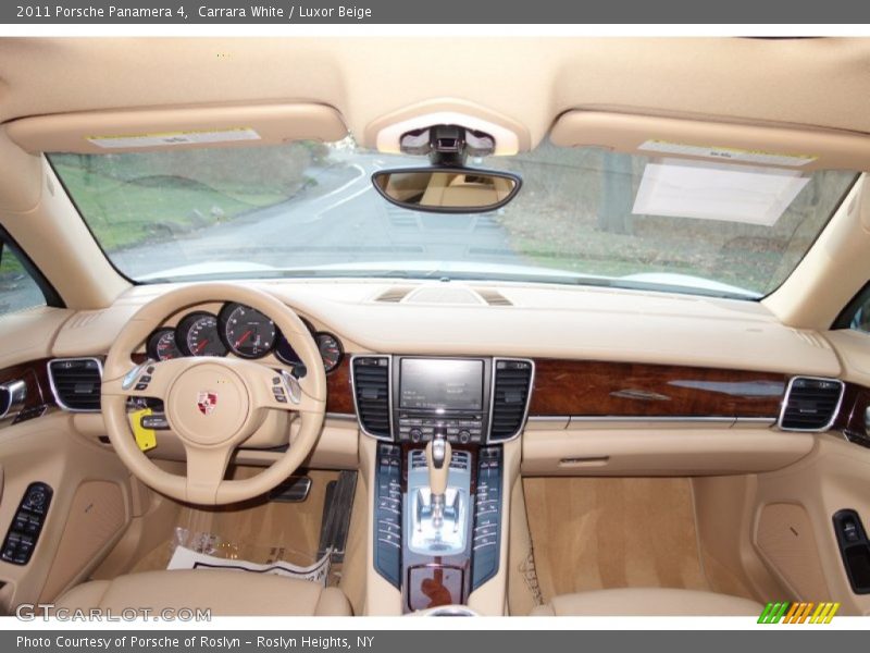 Carrara White / Luxor Beige 2011 Porsche Panamera 4