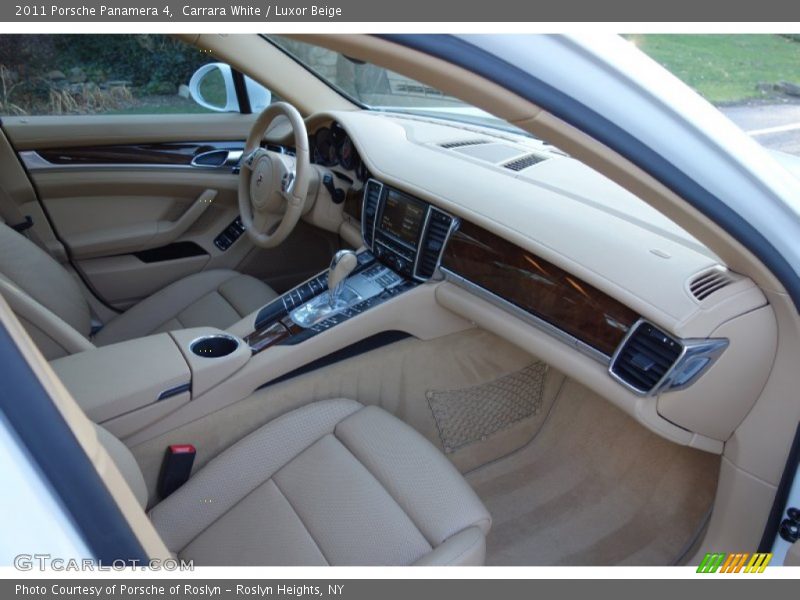 Carrara White / Luxor Beige 2011 Porsche Panamera 4