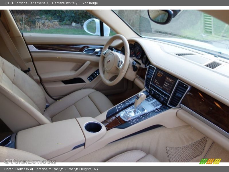 Carrara White / Luxor Beige 2011 Porsche Panamera 4