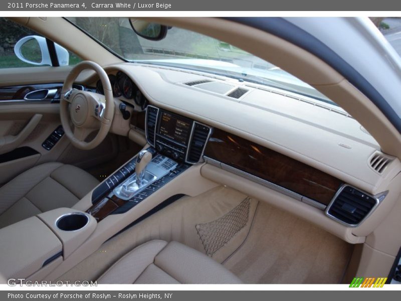 Carrara White / Luxor Beige 2011 Porsche Panamera 4