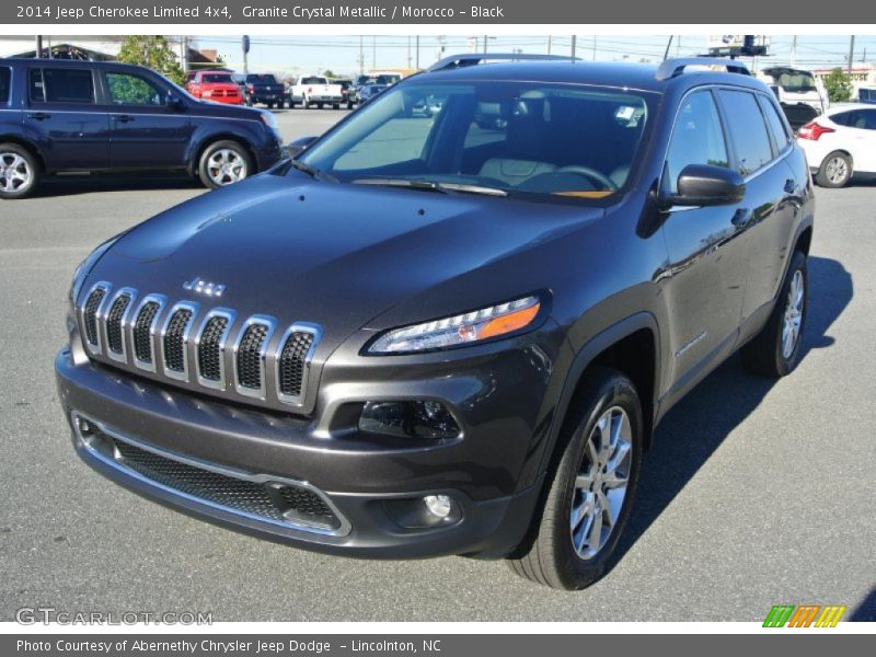 Front 3/4 View of 2014 Cherokee Limited 4x4
