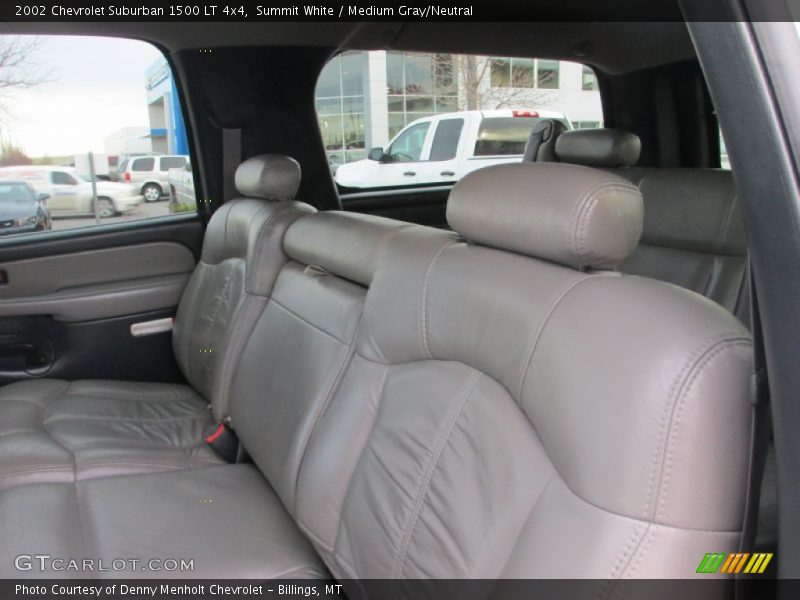 Summit White / Medium Gray/Neutral 2002 Chevrolet Suburban 1500 LT 4x4