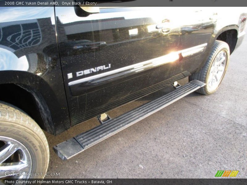 Onyx Black / Ebony 2008 GMC Yukon Denali AWD