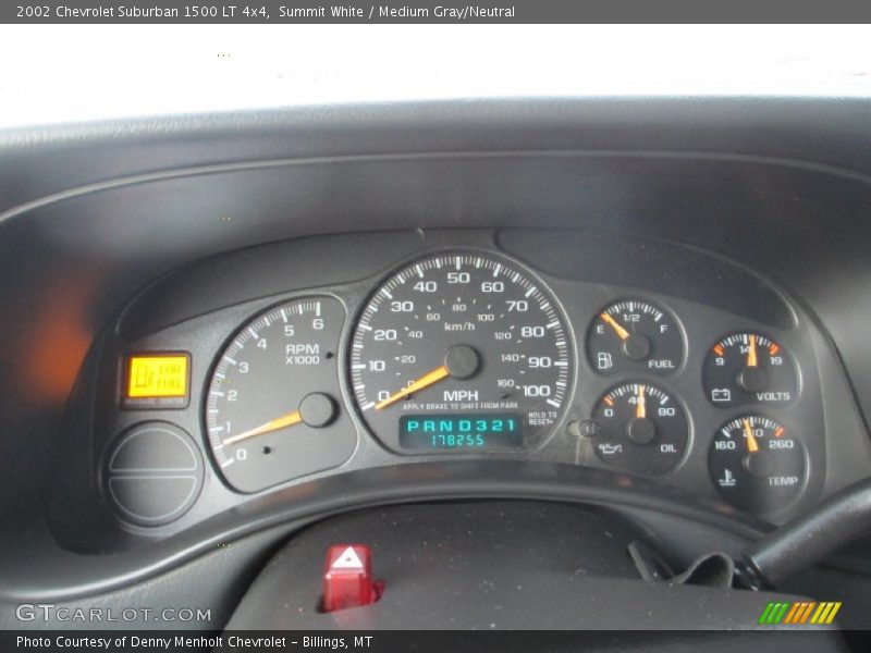 Summit White / Medium Gray/Neutral 2002 Chevrolet Suburban 1500 LT 4x4
