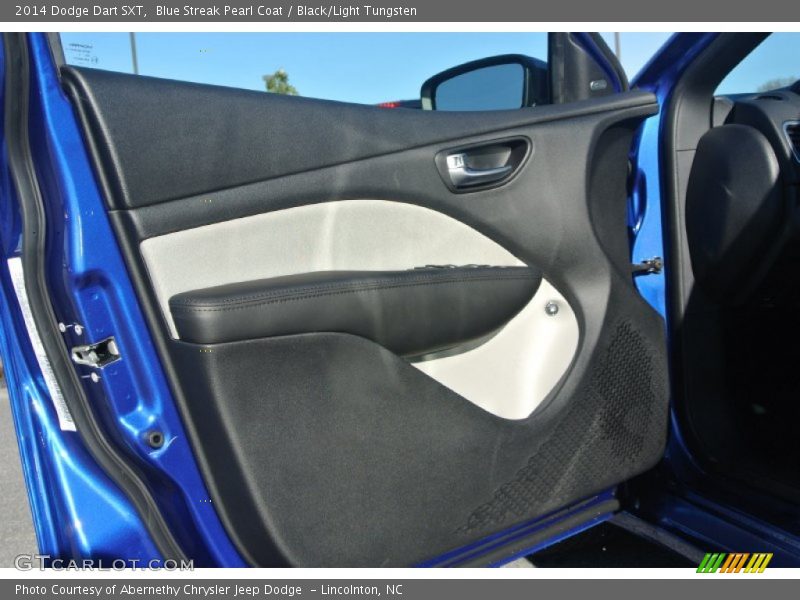 Blue Streak Pearl Coat / Black/Light Tungsten 2014 Dodge Dart SXT