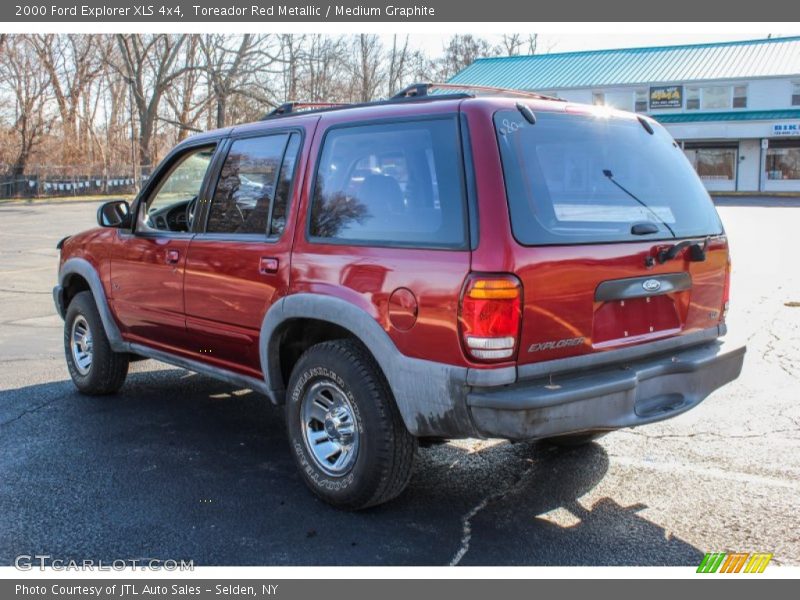 Toreador Red Metallic / Medium Graphite 2000 Ford Explorer XLS 4x4