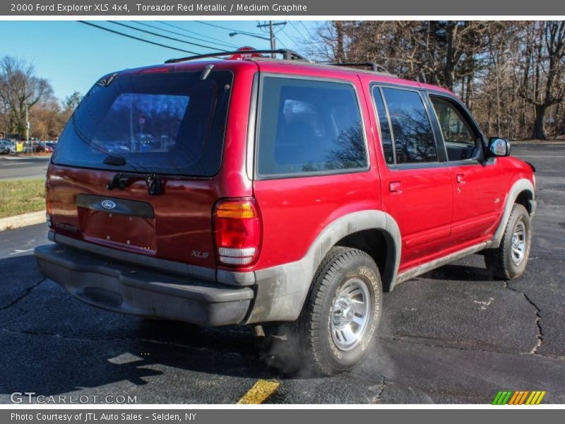 Toreador Red Metallic / Medium Graphite 2000 Ford Explorer XLS 4x4