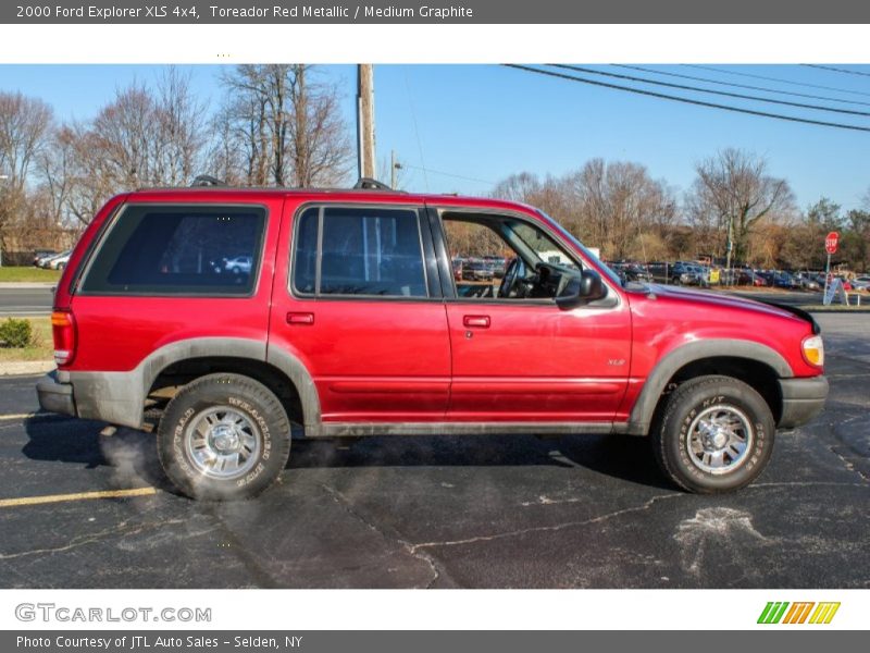 Toreador Red Metallic / Medium Graphite 2000 Ford Explorer XLS 4x4