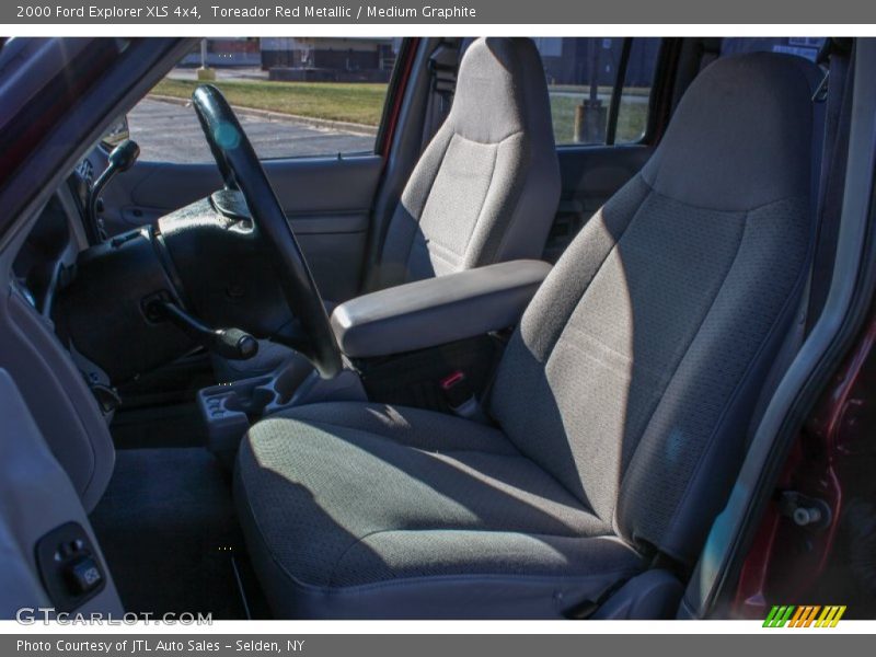 Toreador Red Metallic / Medium Graphite 2000 Ford Explorer XLS 4x4