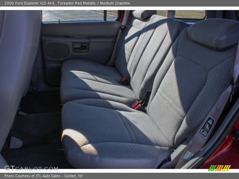 Toreador Red Metallic / Medium Graphite 2000 Ford Explorer XLS 4x4