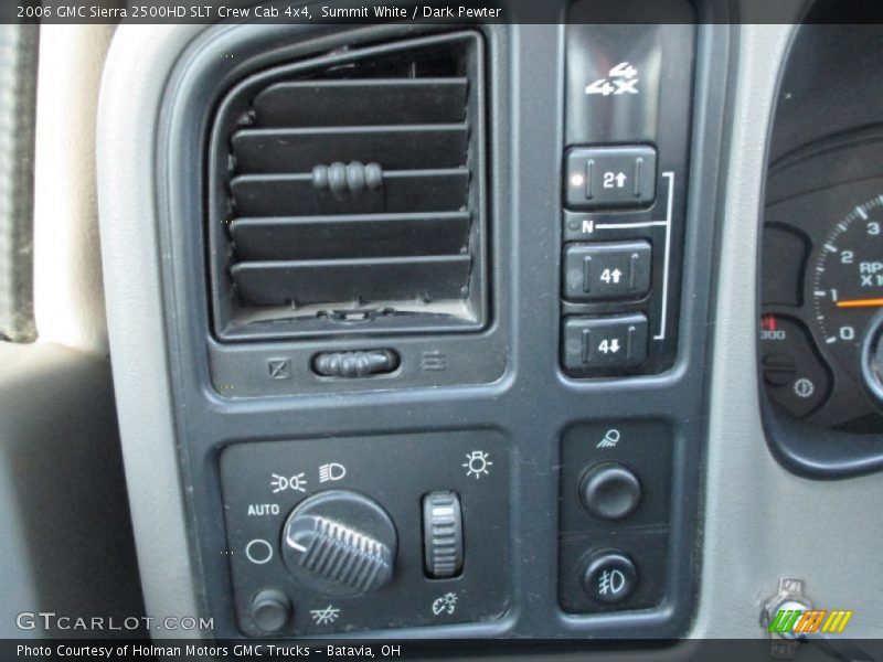 Summit White / Dark Pewter 2006 GMC Sierra 2500HD SLT Crew Cab 4x4