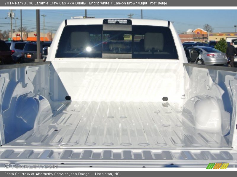  2014 3500 Laramie Crew Cab 4x4 Dually Trunk