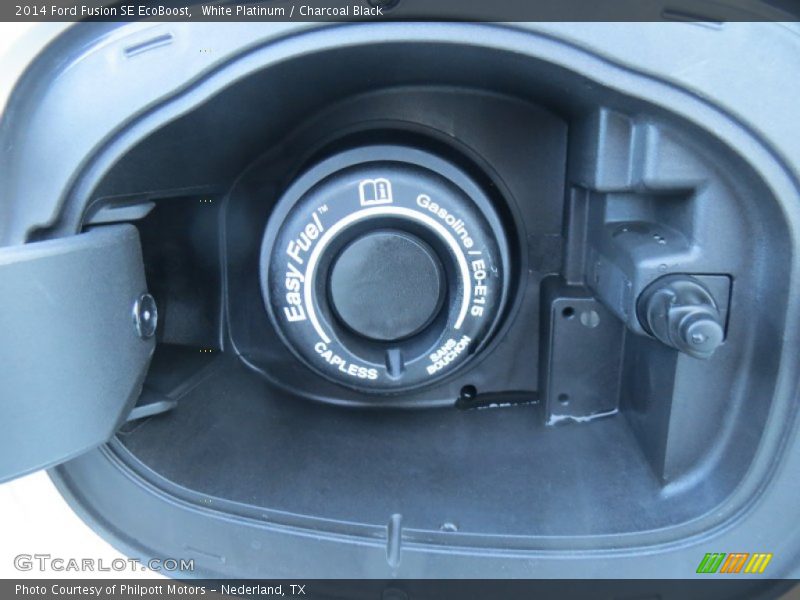 White Platinum / Charcoal Black 2014 Ford Fusion SE EcoBoost