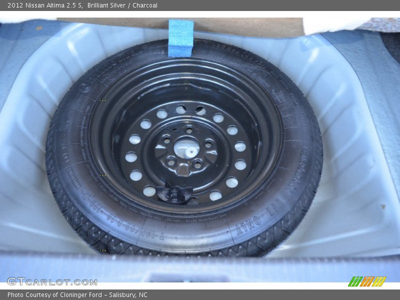 Brilliant Silver / Charcoal 2012 Nissan Altima 2.5 S