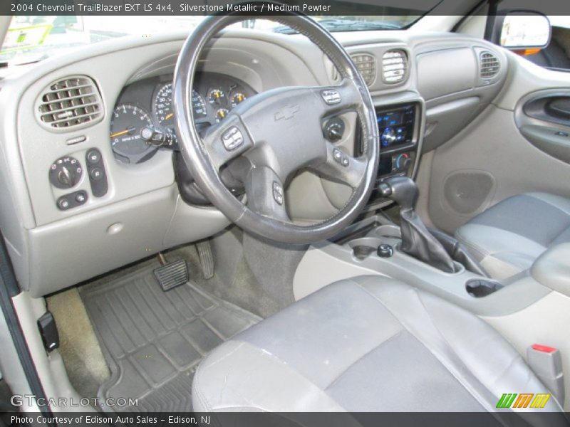 Silverstone Metallic / Medium Pewter 2004 Chevrolet TrailBlazer EXT LS 4x4