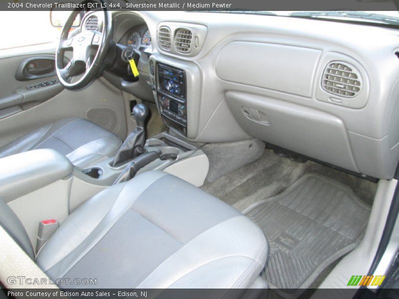 Silverstone Metallic / Medium Pewter 2004 Chevrolet TrailBlazer EXT LS 4x4