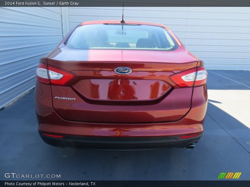 Sunset / Earth Gray 2014 Ford Fusion S