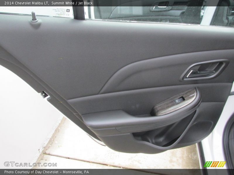 Summit White / Jet Black 2014 Chevrolet Malibu LT