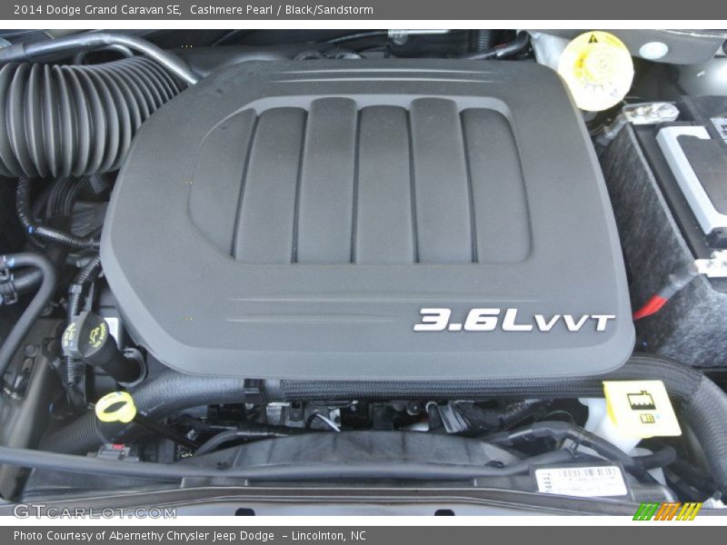 Cashmere Pearl / Black/Sandstorm 2014 Dodge Grand Caravan SE