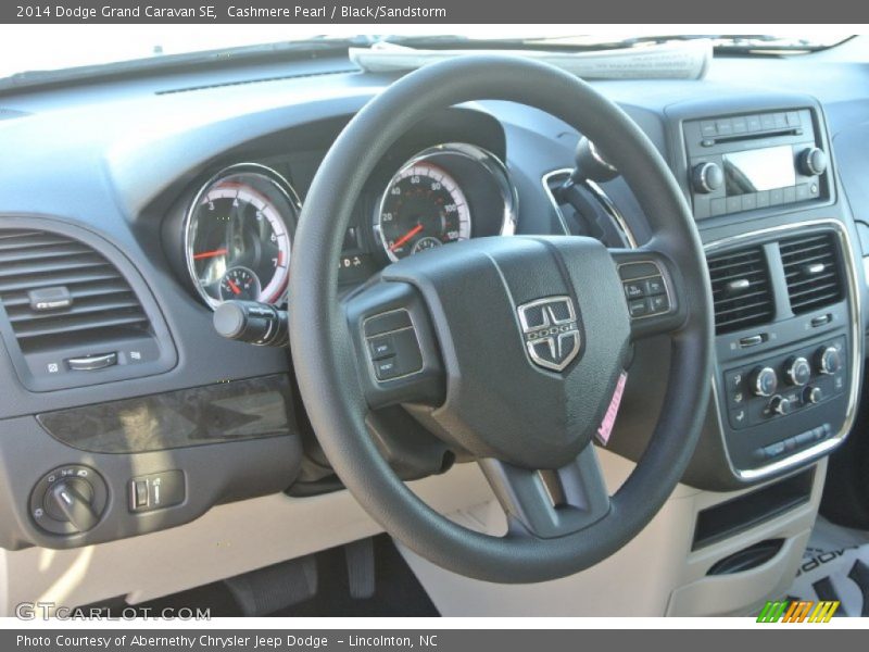 Cashmere Pearl / Black/Sandstorm 2014 Dodge Grand Caravan SE