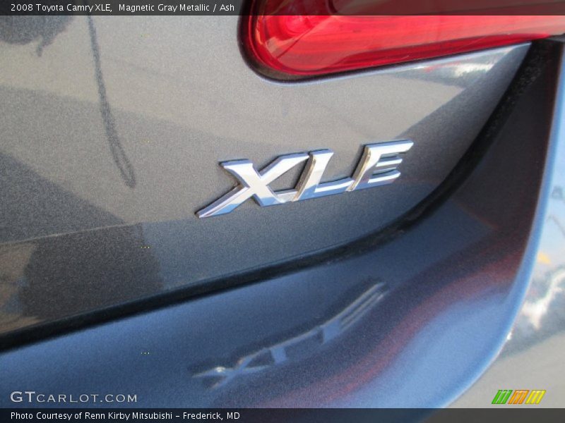 Magnetic Gray Metallic / Ash 2008 Toyota Camry XLE